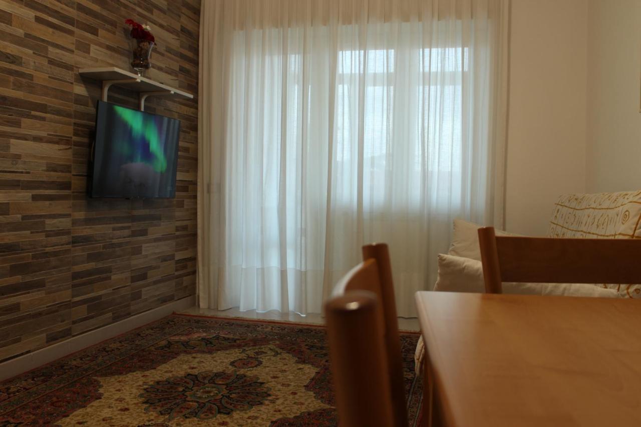 VI Floor Apartment Rome Bagian luar foto