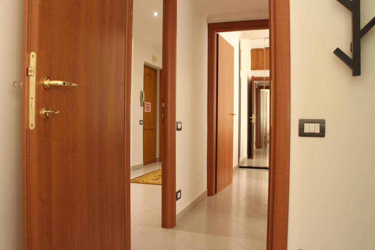VI Floor Apartment Rome Bagian luar foto